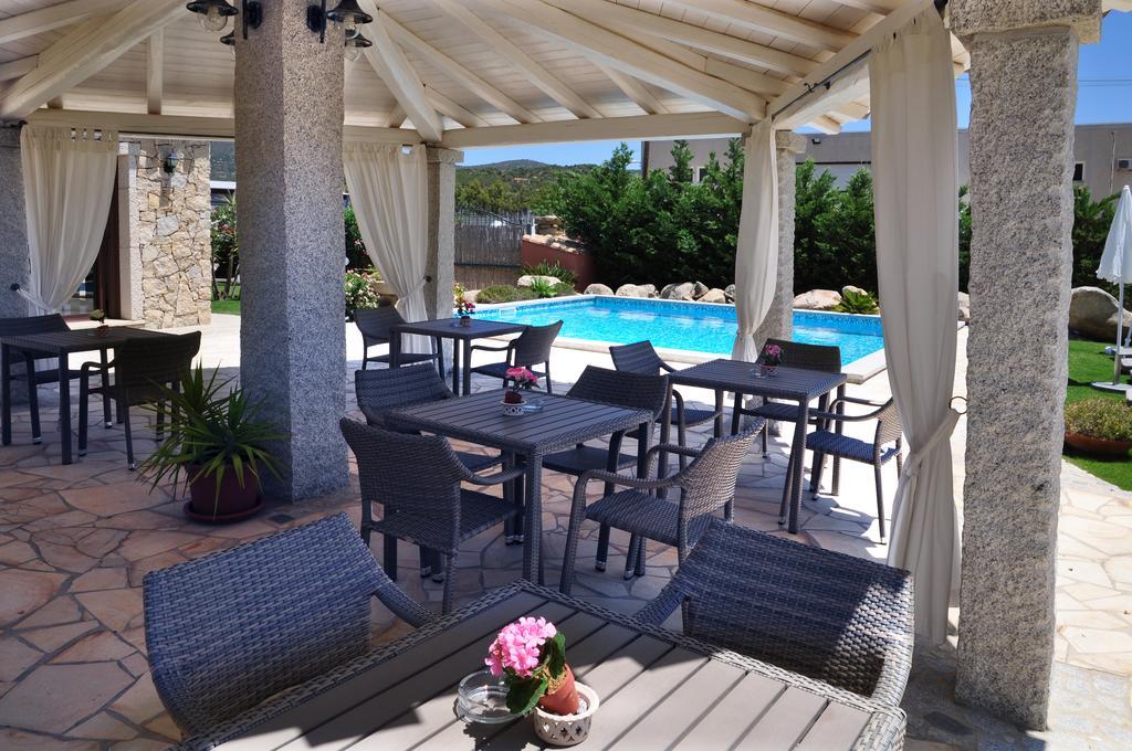 Affittacamere B&B La Villa Dei Graniti 빌라시미우스 외부 사진