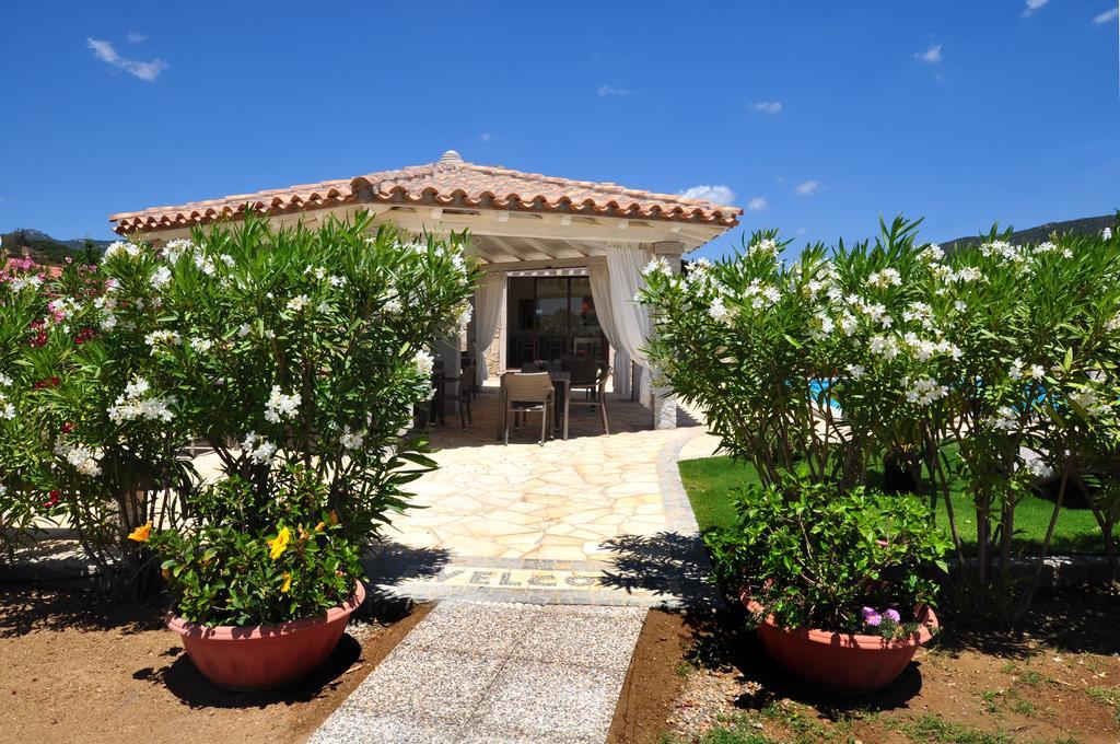 Affittacamere B&B La Villa Dei Graniti 빌라시미우스 외부 사진
