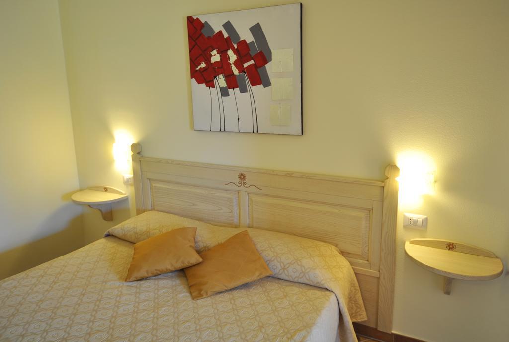 Affittacamere B&B La Villa Dei Graniti 빌라시미우스 객실 사진