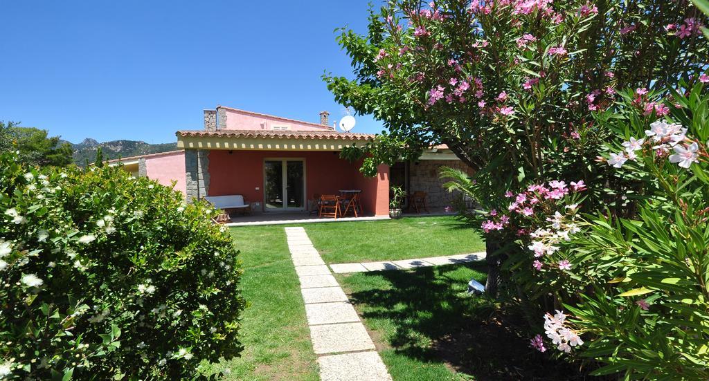 Affittacamere B&B La Villa Dei Graniti 빌라시미우스 외부 사진