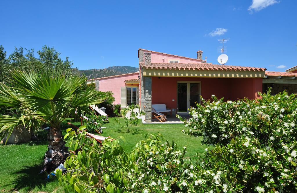 Affittacamere B&B La Villa Dei Graniti 빌라시미우스 외부 사진