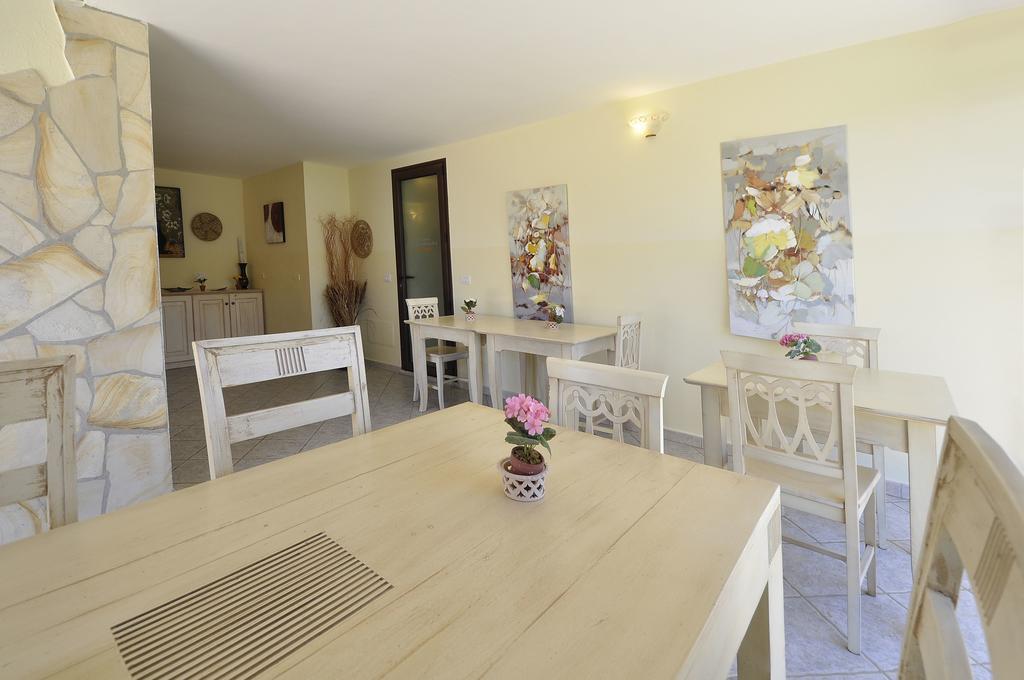 Affittacamere B&B La Villa Dei Graniti 빌라시미우스 외부 사진